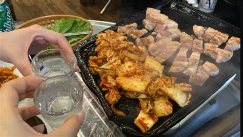 삼겹살 소주, 그리고 우주 속의 맛있는 이야기